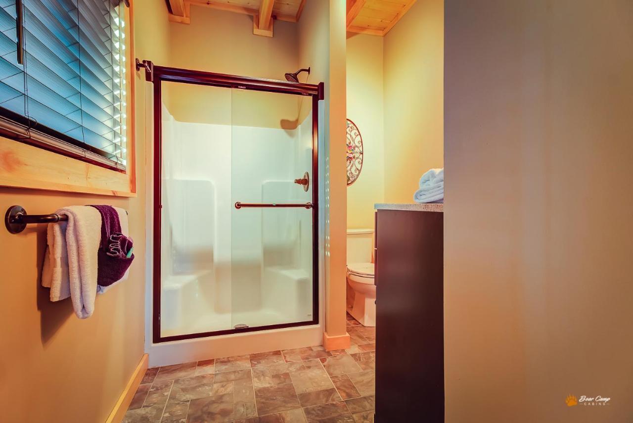 Majestic View Lodge, Amazing Views, Hot Tub, 1089 Free Tickets Each Paid Day, Dollywood And More Gatlinburg Ngoại thất bức ảnh