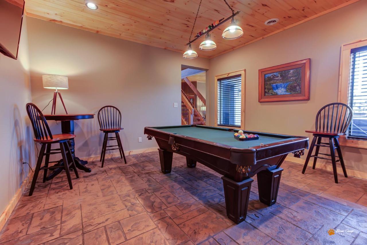Majestic View Lodge, Amazing Views, Hot Tub, 1089 Free Tickets Each Paid Day, Dollywood And More Gatlinburg Ngoại thất bức ảnh